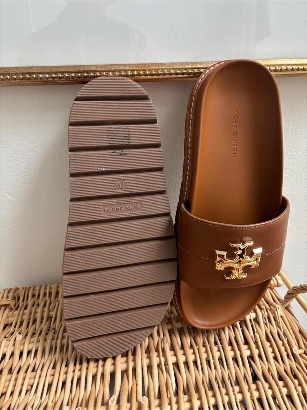 Tory Burch Chestnut Leather Slide Sandals with Gold Logo - Picture 5 of 5